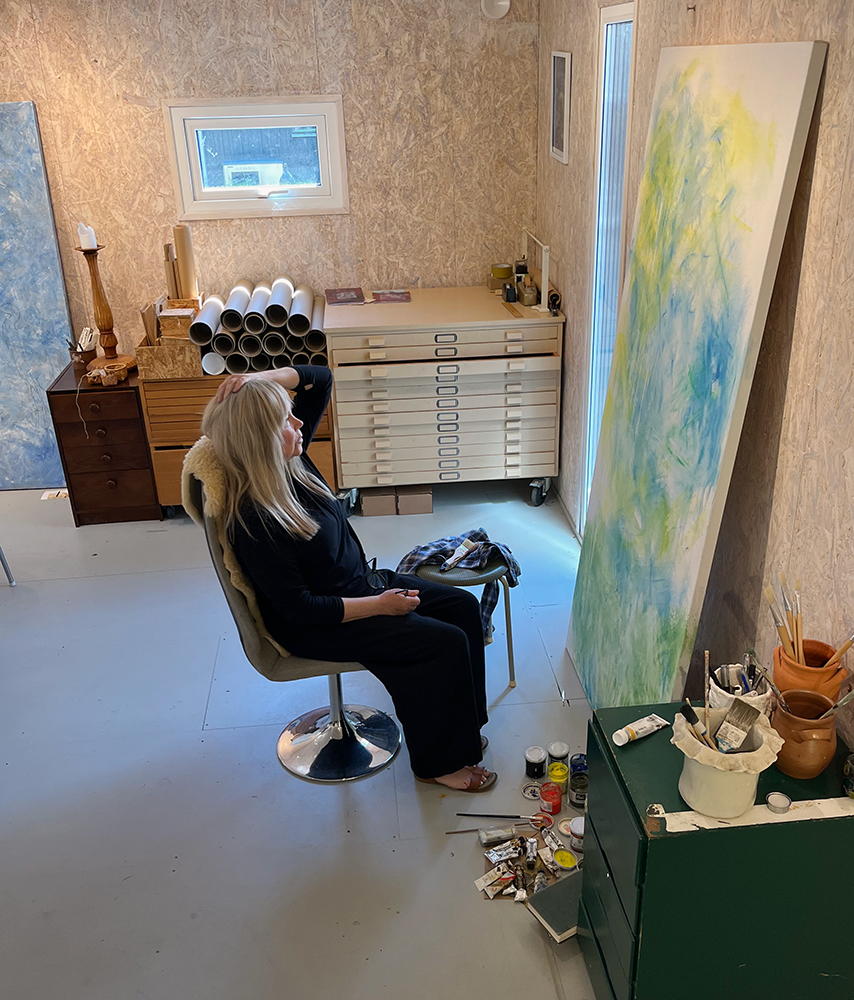 Åsa Persson i ateljen